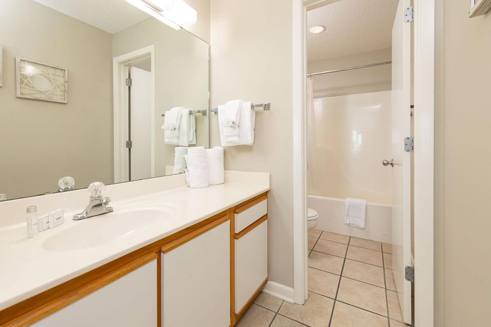 Phoenix East 107 Apartment in Orange Beach