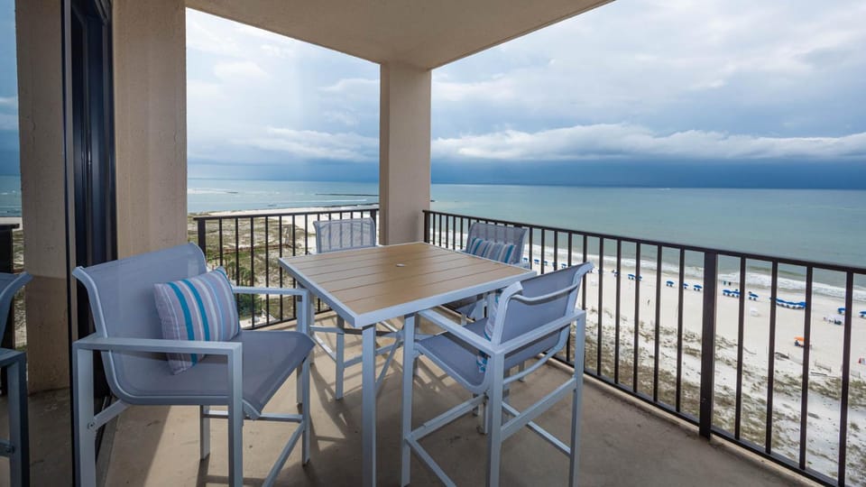Phoenix East 1108 Apartment in Orange Beach