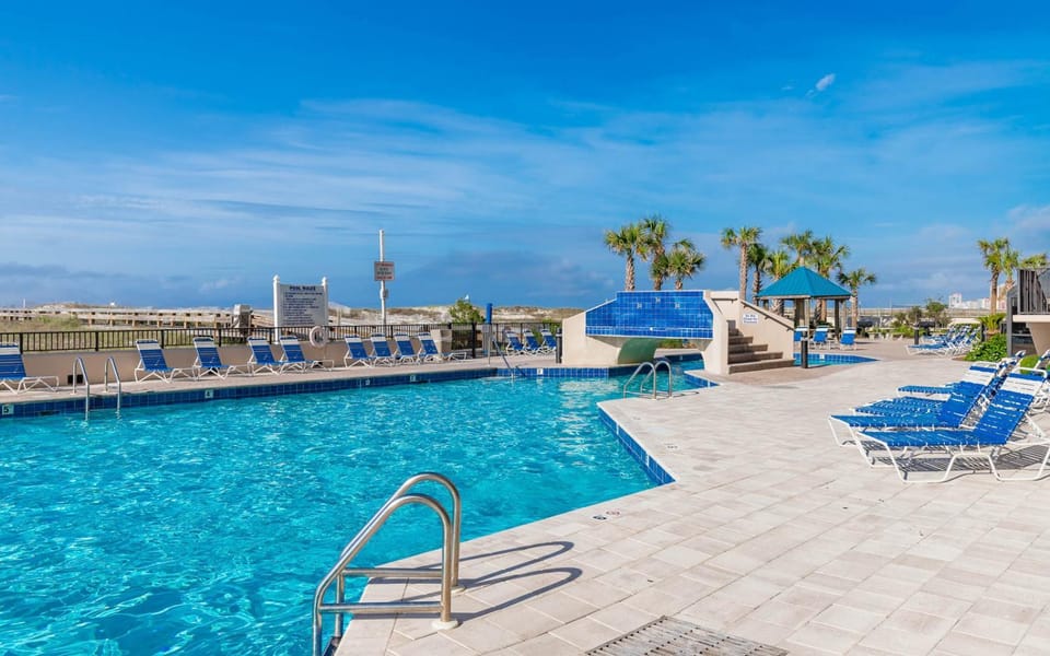 Phoenix East 111 Apartment in Orange Beach