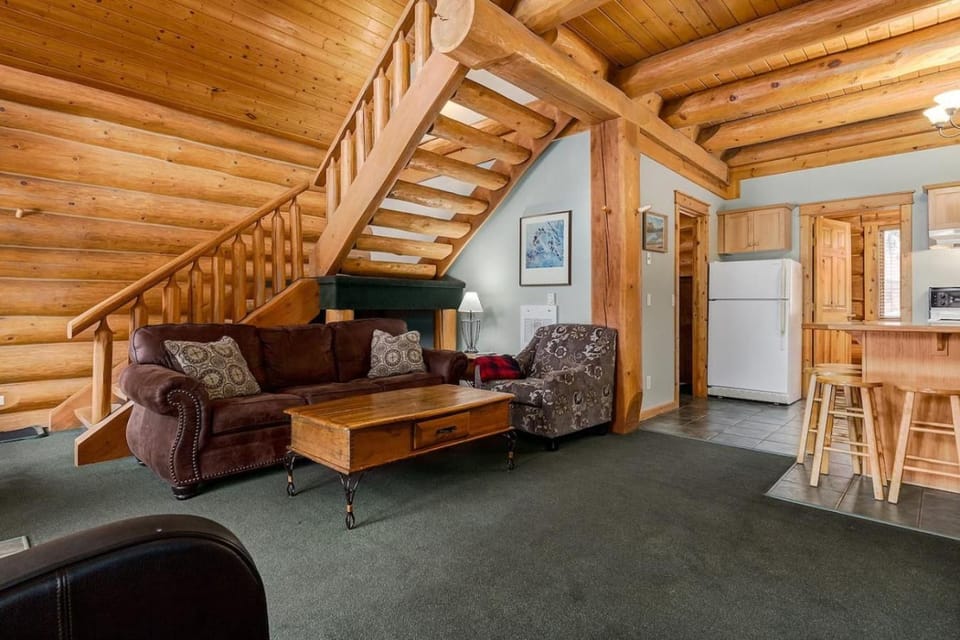 Living room, kitchen