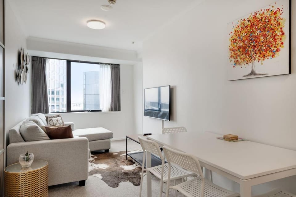 TV and multimedia, Living room, Dining area