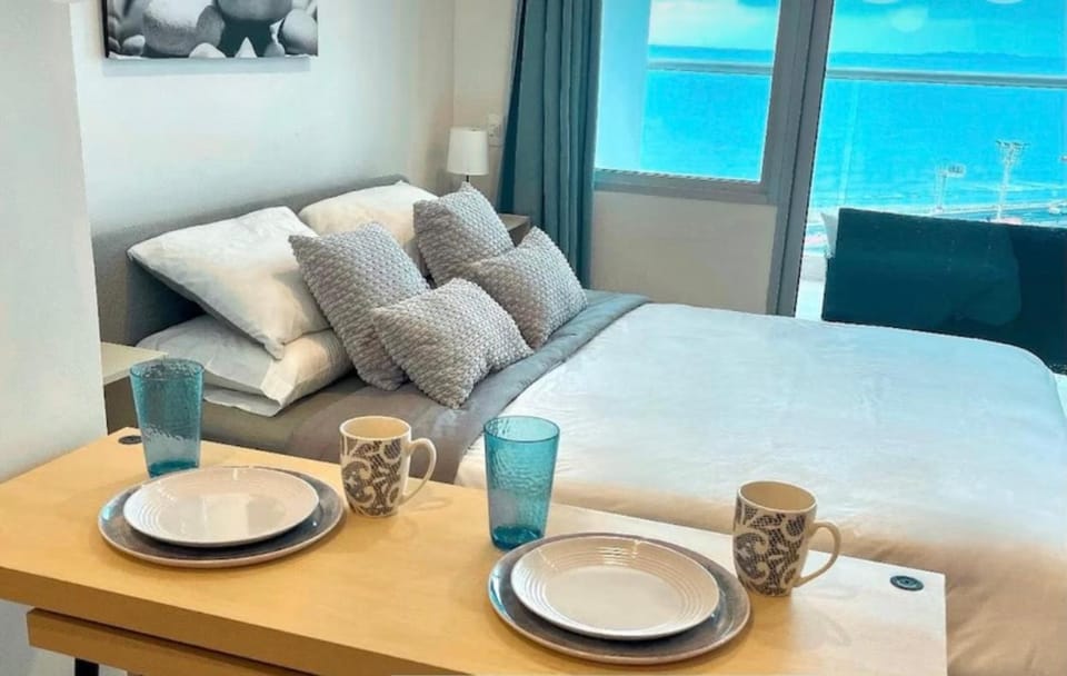 Apartasuit Resort CTG Beach con vista al mar- central 5 min aeropuerto Apartment in Cartagena
