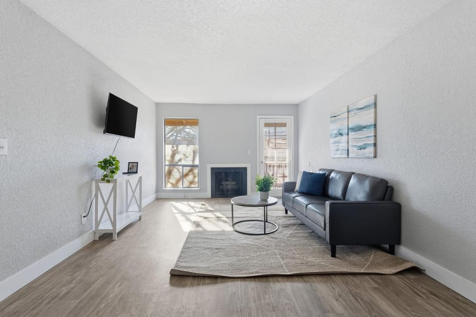 Comfortable stay near Kansas City attractions Apartment in Kansas City
