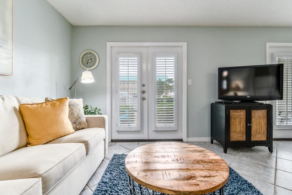 Grand Caribbean East #111 Apartment in Destin