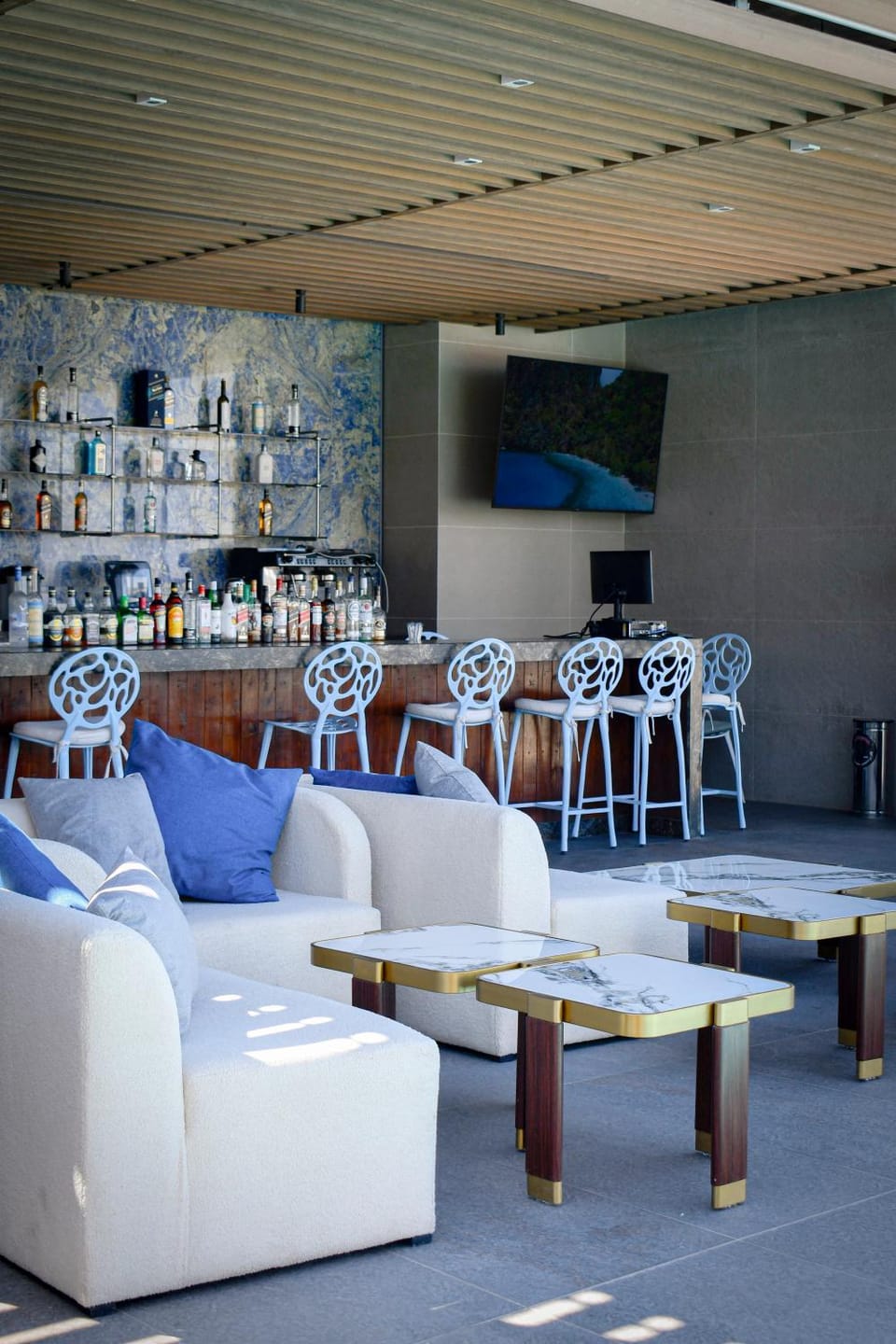 Seating area, Evening entertainment