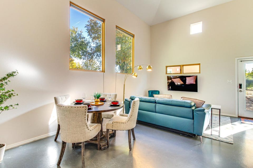 Stylish Home 2 Mi to Old Town Albuquerque! House in Albuquerque