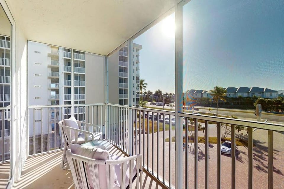 Bonita Beach & Tennis 3408: La Vida Bonita House in Bonita Springs