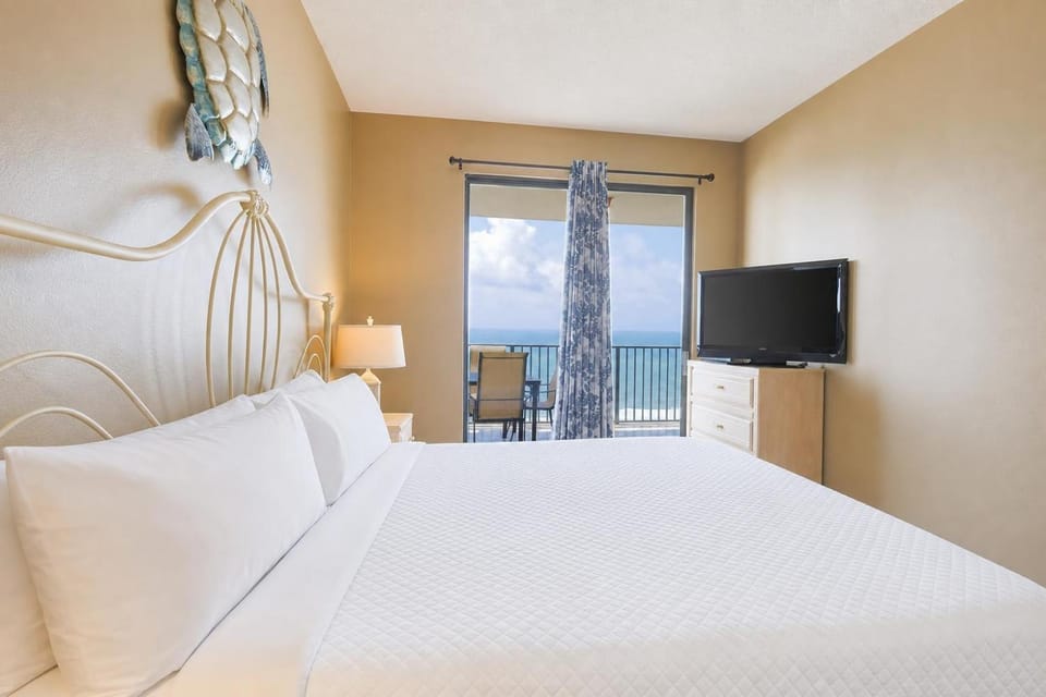 Phoenix East 1404 Apartment in Orange Beach