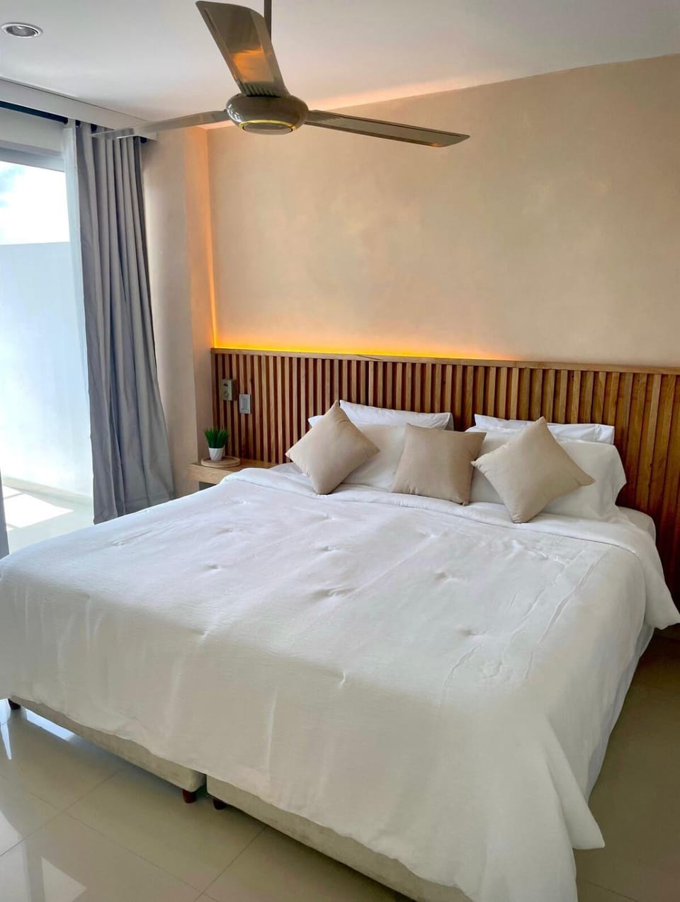 Luxury apartment sea view with pool- central 12 min from the city center Apartment in La Boquilla