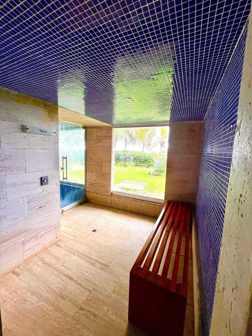 Luxury apartment sea view with pool- central 12 min from the city center Apartment in La Boquilla