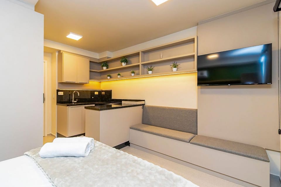 Studio c/ vaga em prédio com piscina - IBI0802 Apartment in Curitiba