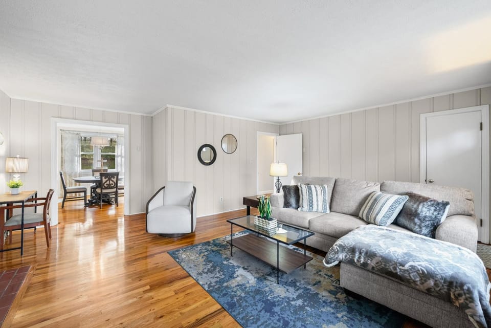 Nanas Nook on Hickory Grove House in Clarksville