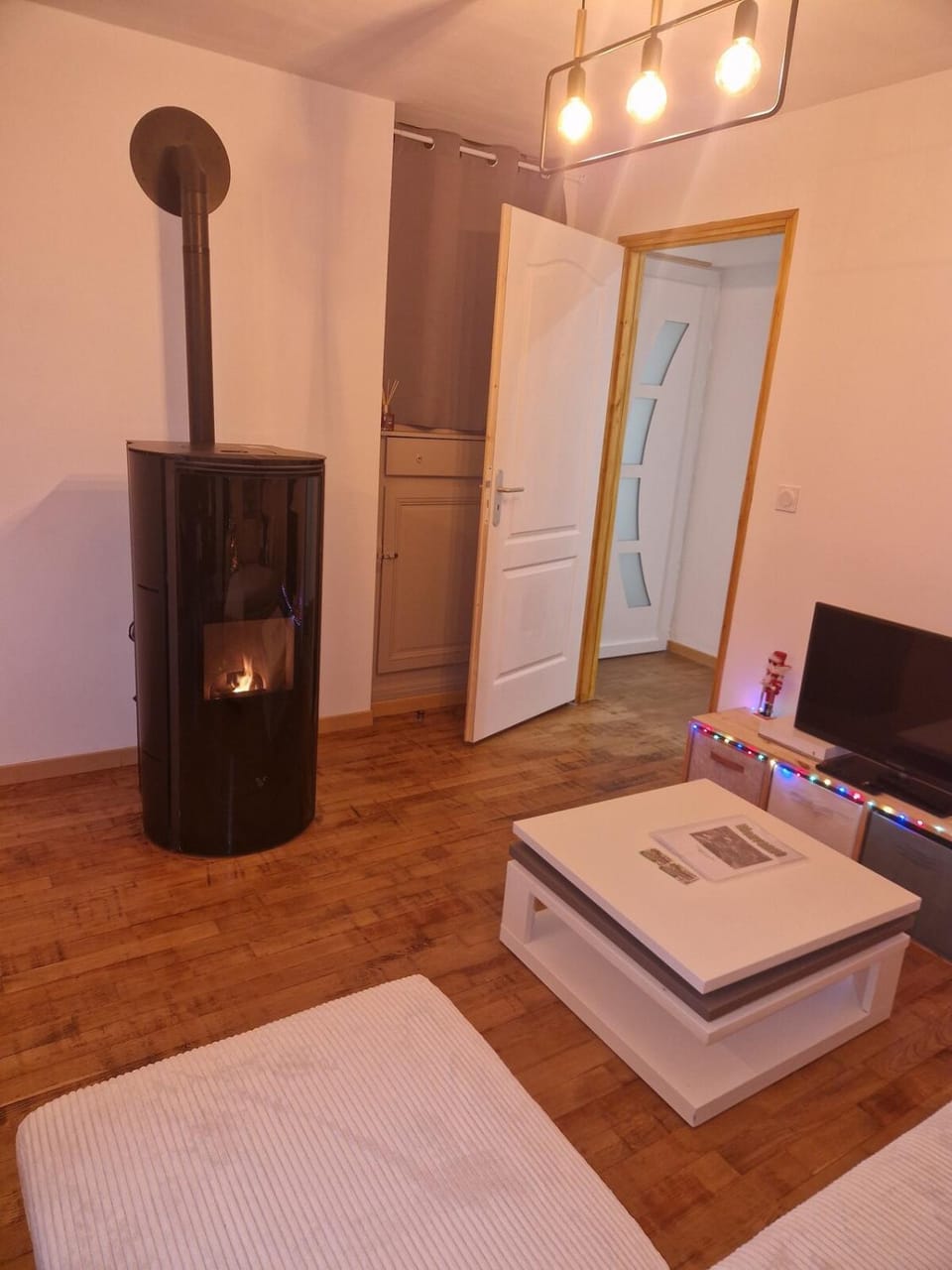 Logement neuf 6 personnes max dans ancienne ferme Apartment in Canton of Vaud