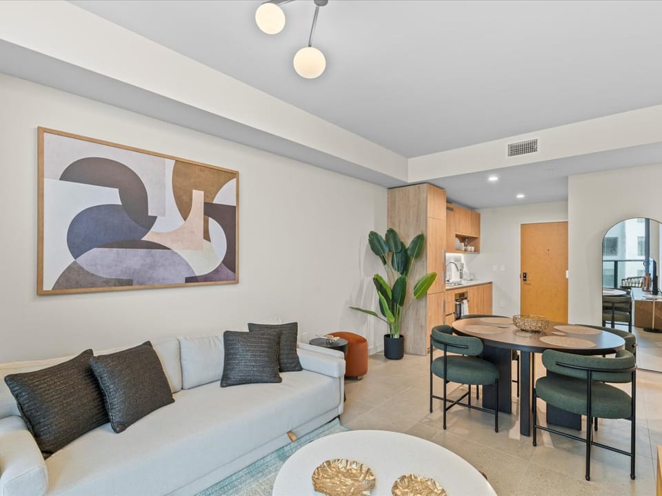 Living room, Seating area, Dining area