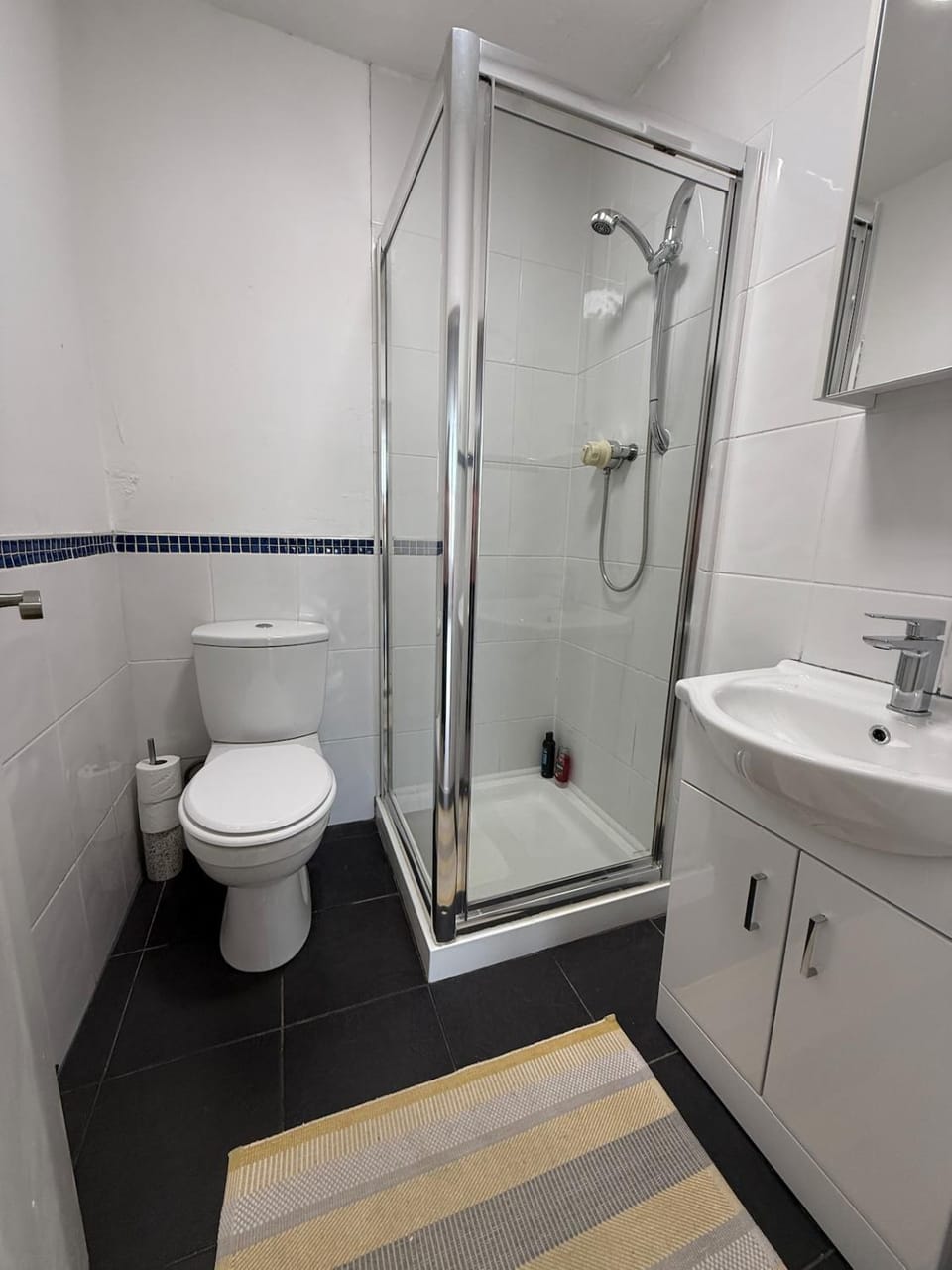 Shower, Toilet, Bathroom