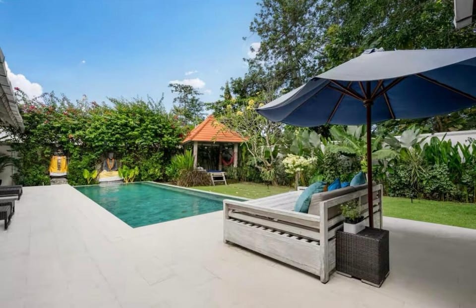 Uluwatu spacious 3BR Villa center Bingin Villa in Bali
