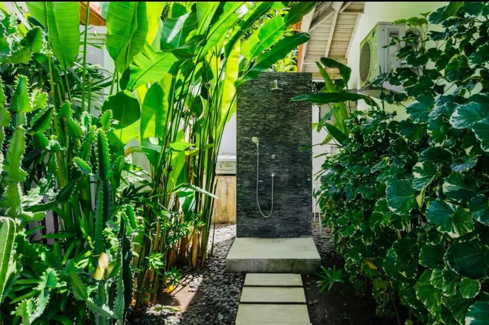 Uluwatu spacious 3BR Villa center Bingin Villa in Bali