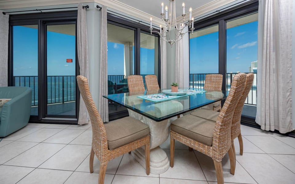 Phoenix East 1501 Apartment in Orange Beach