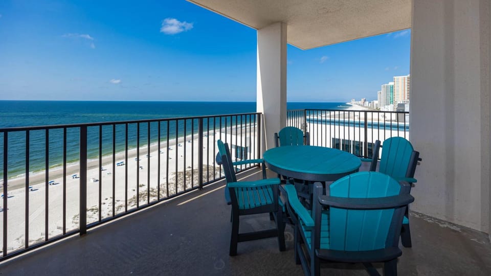 Phoenix East 1501 Apartment in Orange Beach
