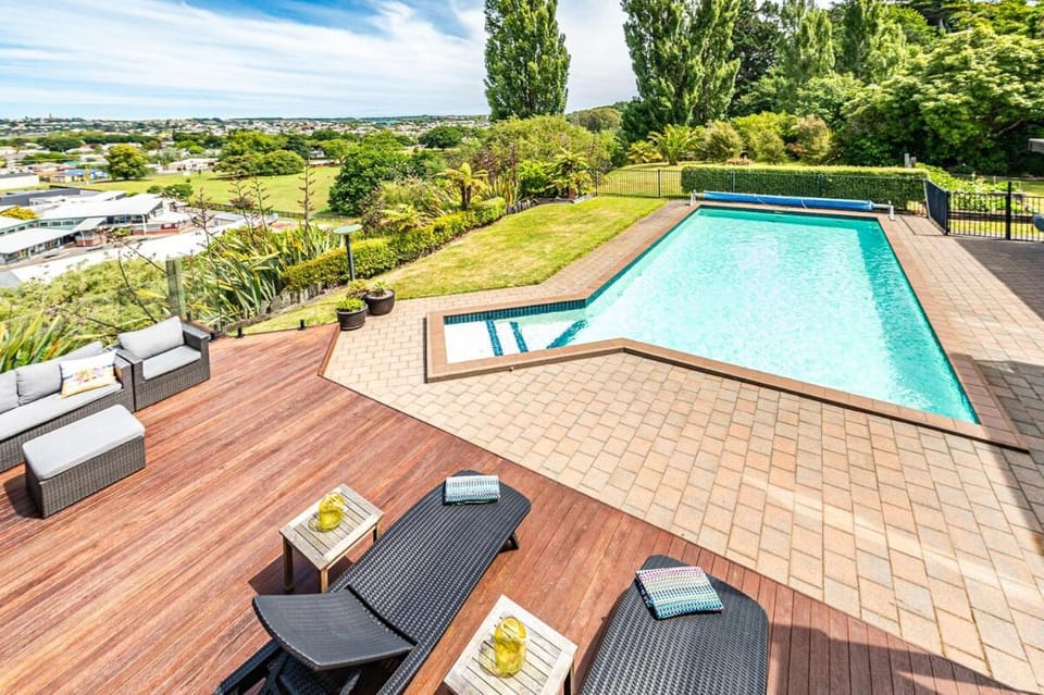 Hillside Haven Apartment in Whanganui