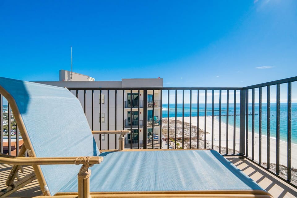 Phoenix East 1511 Apartment in Orange Beach