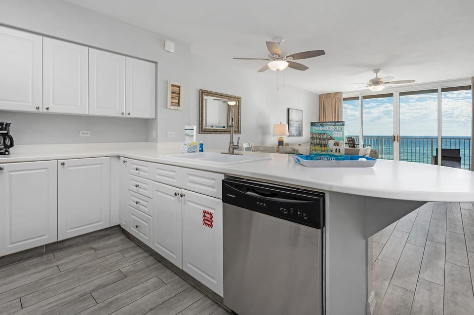 Island Princess #404 Apartment in Okaloosa Island