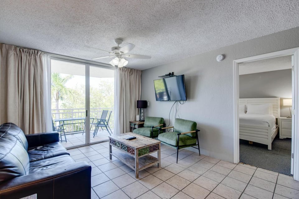 The Barbados - Sunrise Suites Apartment in Key West