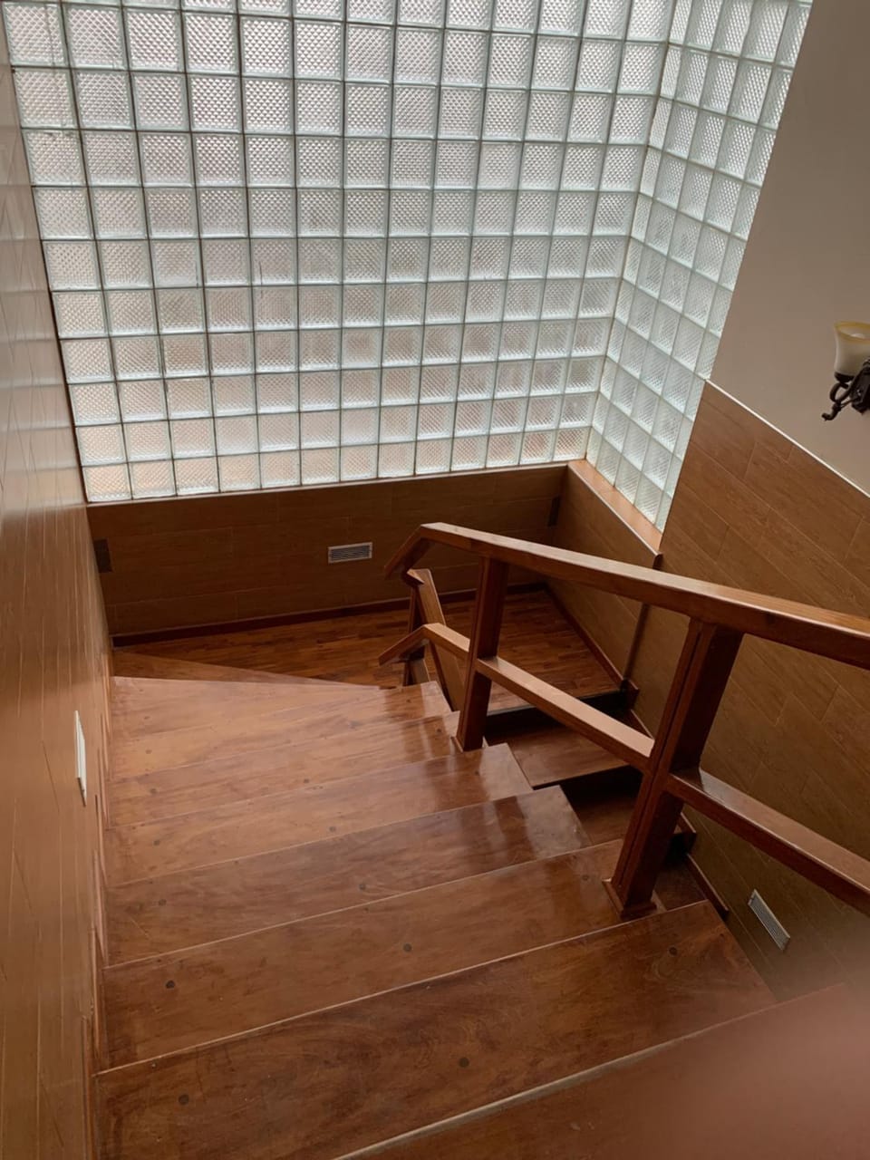 Casa T5 Apartment in Africa
