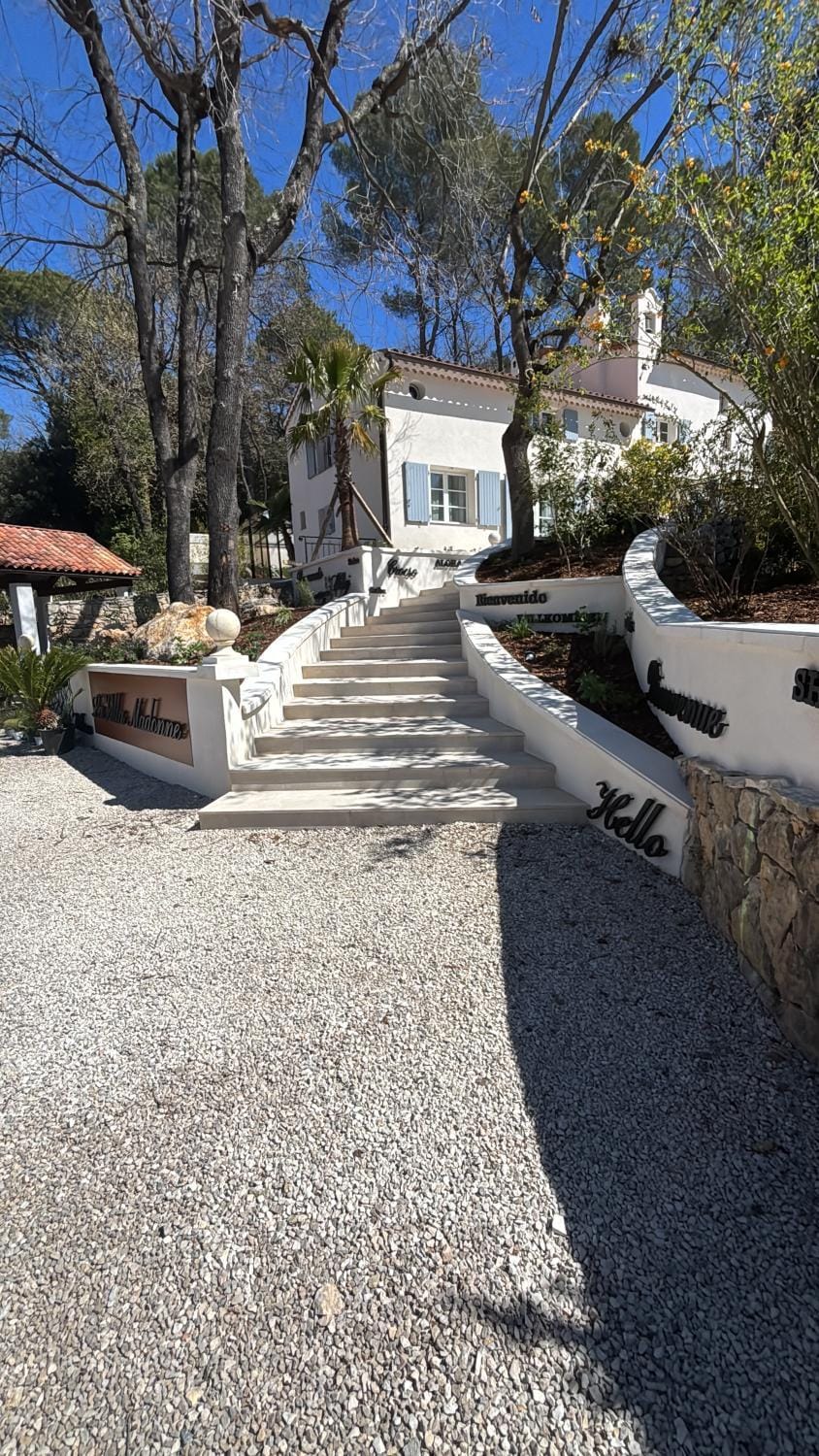 La Villa Madonne Villa in Valbonne