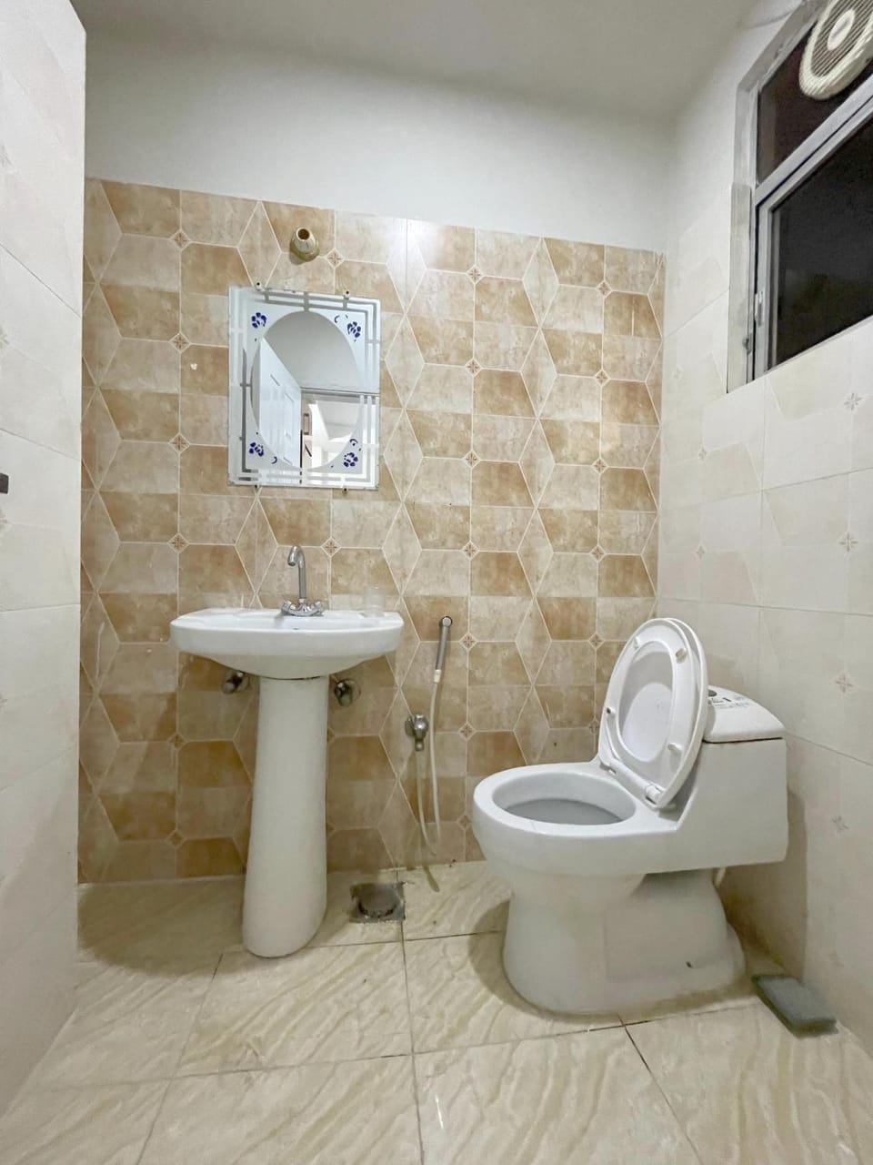 Toilet, Bathroom
