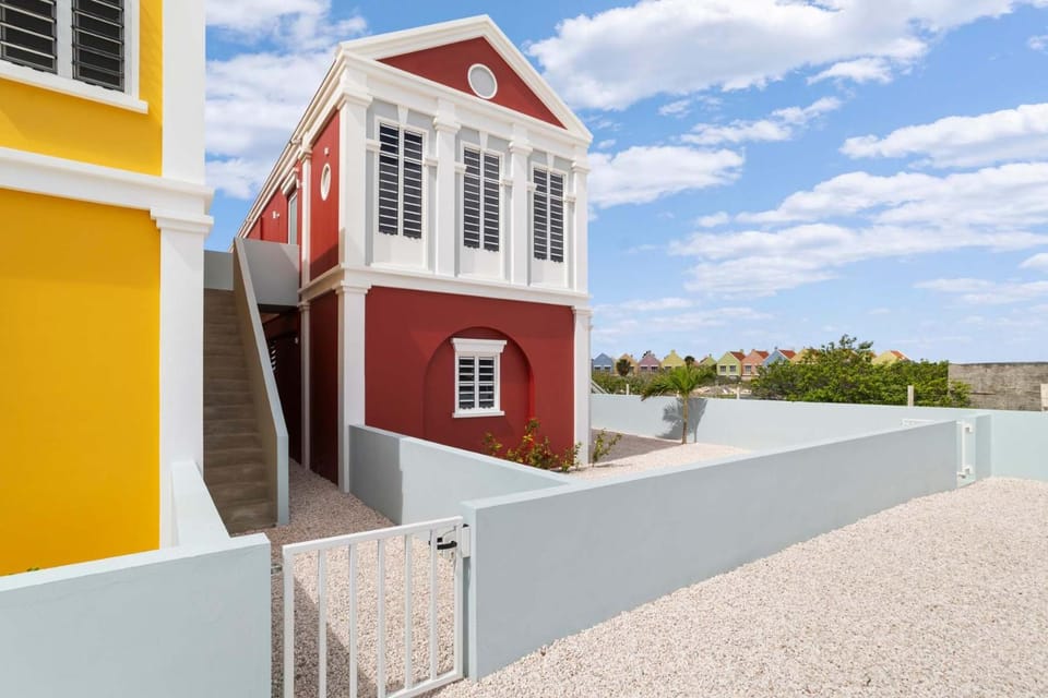 Laguna Serena Apartment with stylish decor a breezy veranda and parking right at the front door Apartment in Venezuela