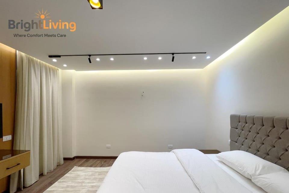 Super Luxury 3BR 2King Size bed hotel furnishing Apartment in Cairo Governorate