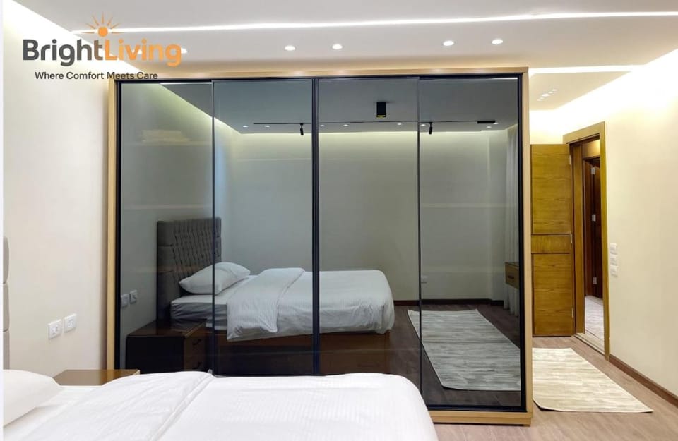 Super Luxury 3BR 2King Size bed hotel furnishing Apartment in Cairo Governorate