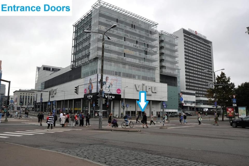 Facade/entrance