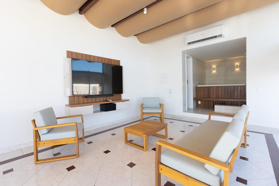 Copacabana Beach Penthouse Apartment in Rio de Janeiro