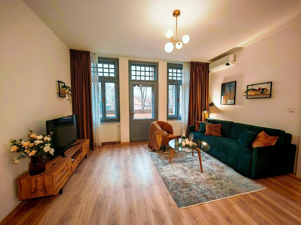 Beatrice Old Town Apartment with 1 free private parking Apartment in Slovakia