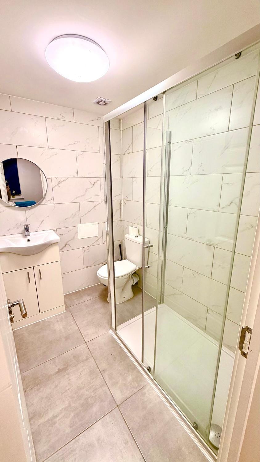 3A Golders Green Studio Flat 5 Apartment in London Borough of Camden