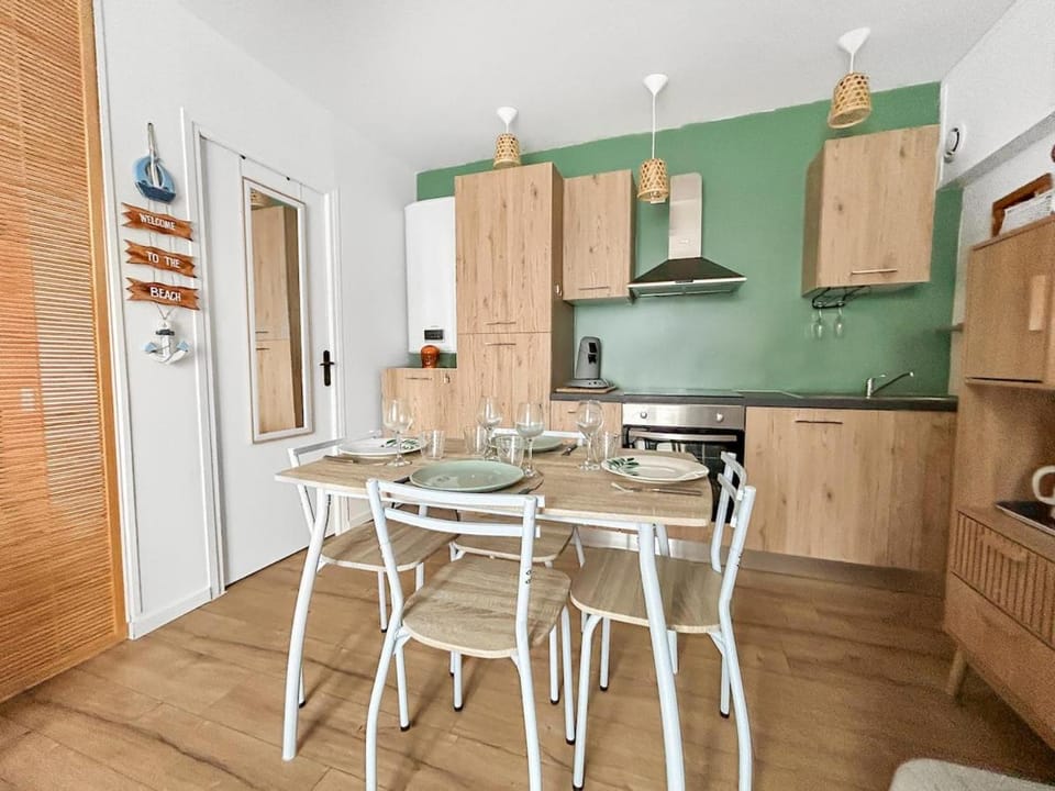 T1 bis cosy avec terrasse, parking et calme absolu Apartment in Royan