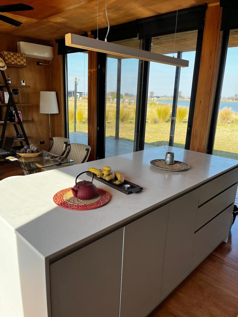 Eco house in a gated neighborhood with a lagoon and dock House in Buenos Aires Province