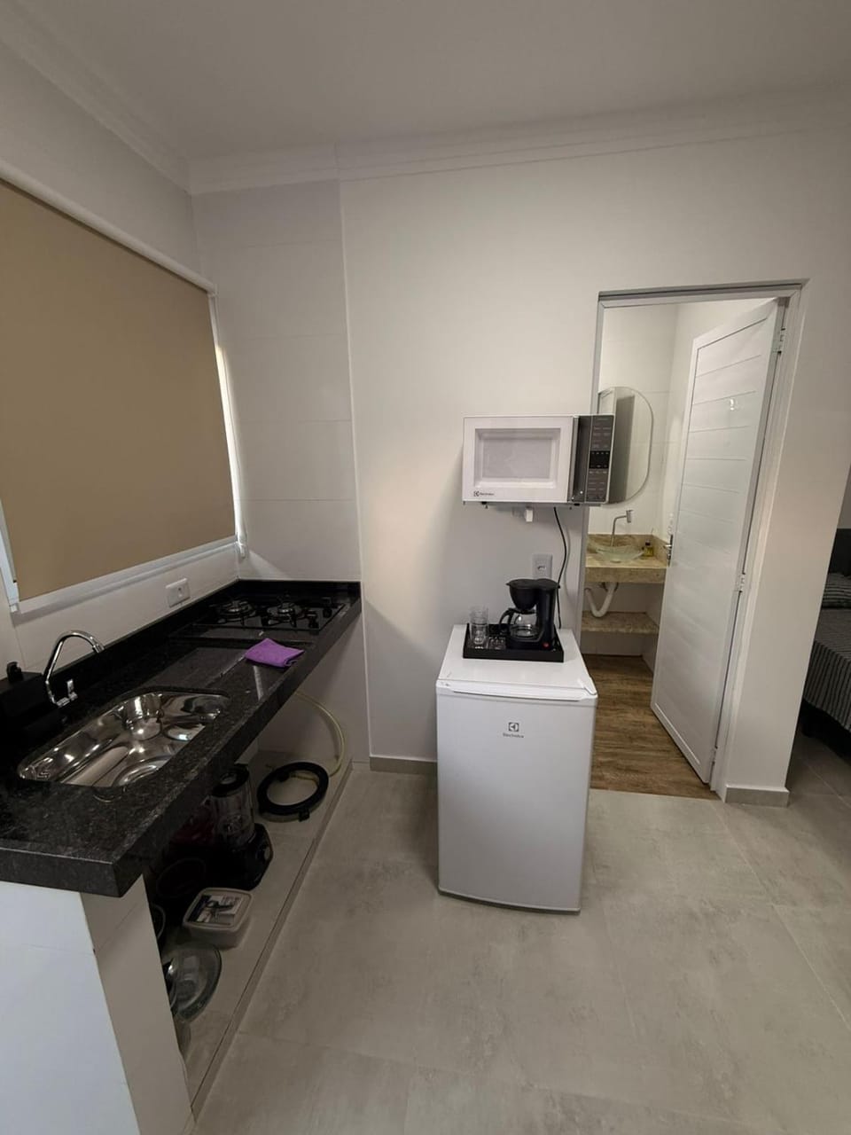 Property building, Kitchen or kitchenette, minibar, oven, stove