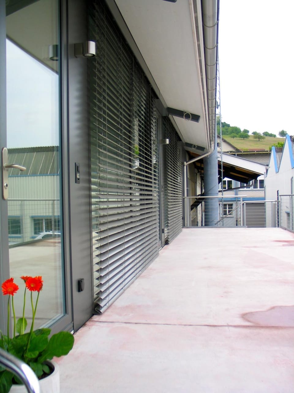 Facade/entrance, Balcony/Terrace