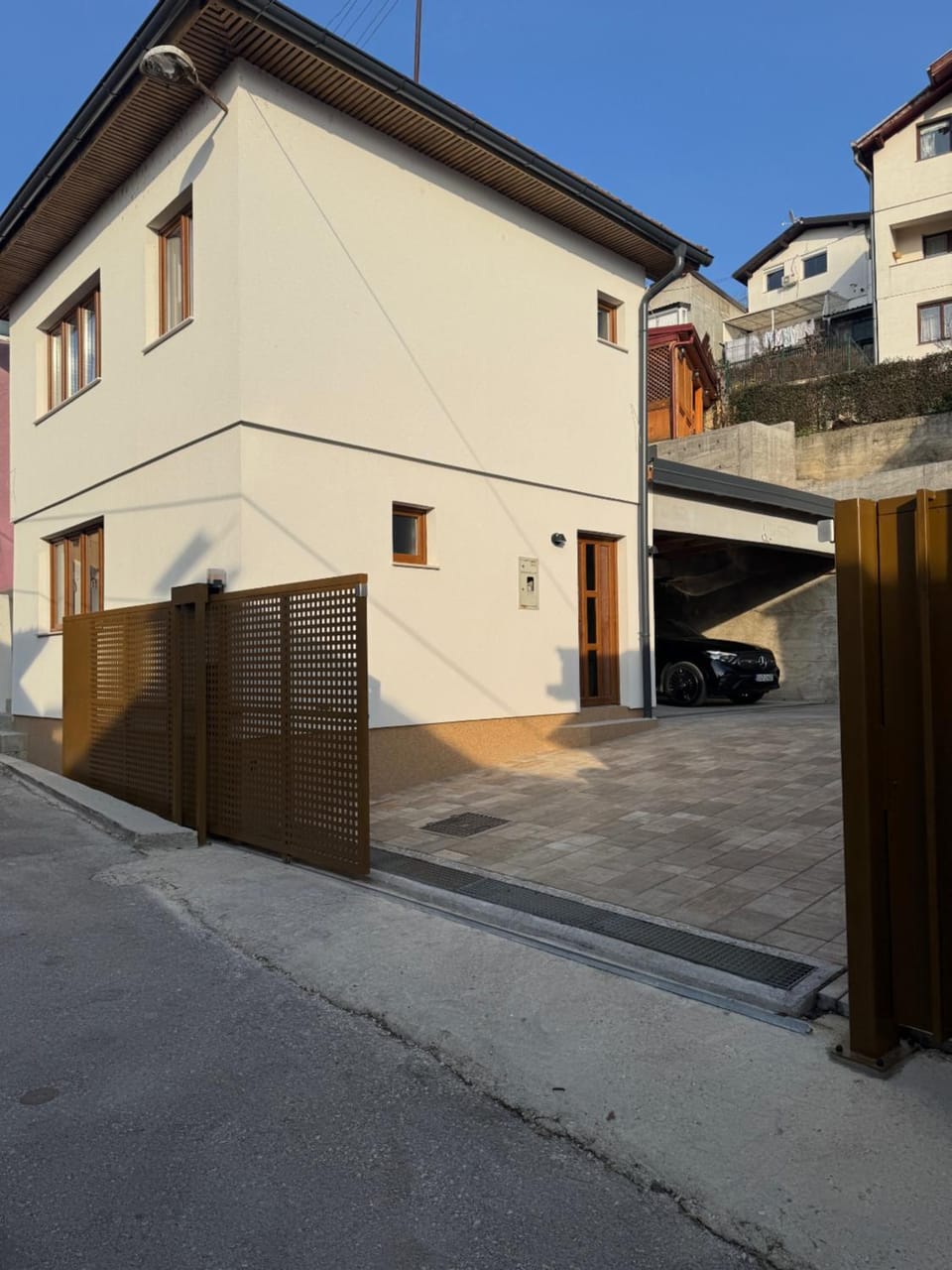 Property building, Parking