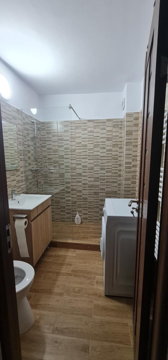 Shower, washing machine