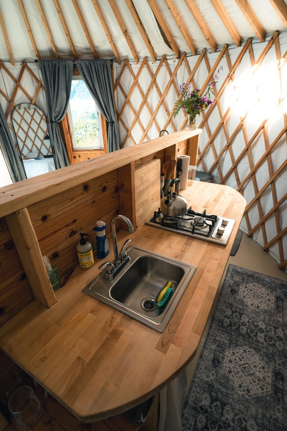 Kitchen or kitchenette