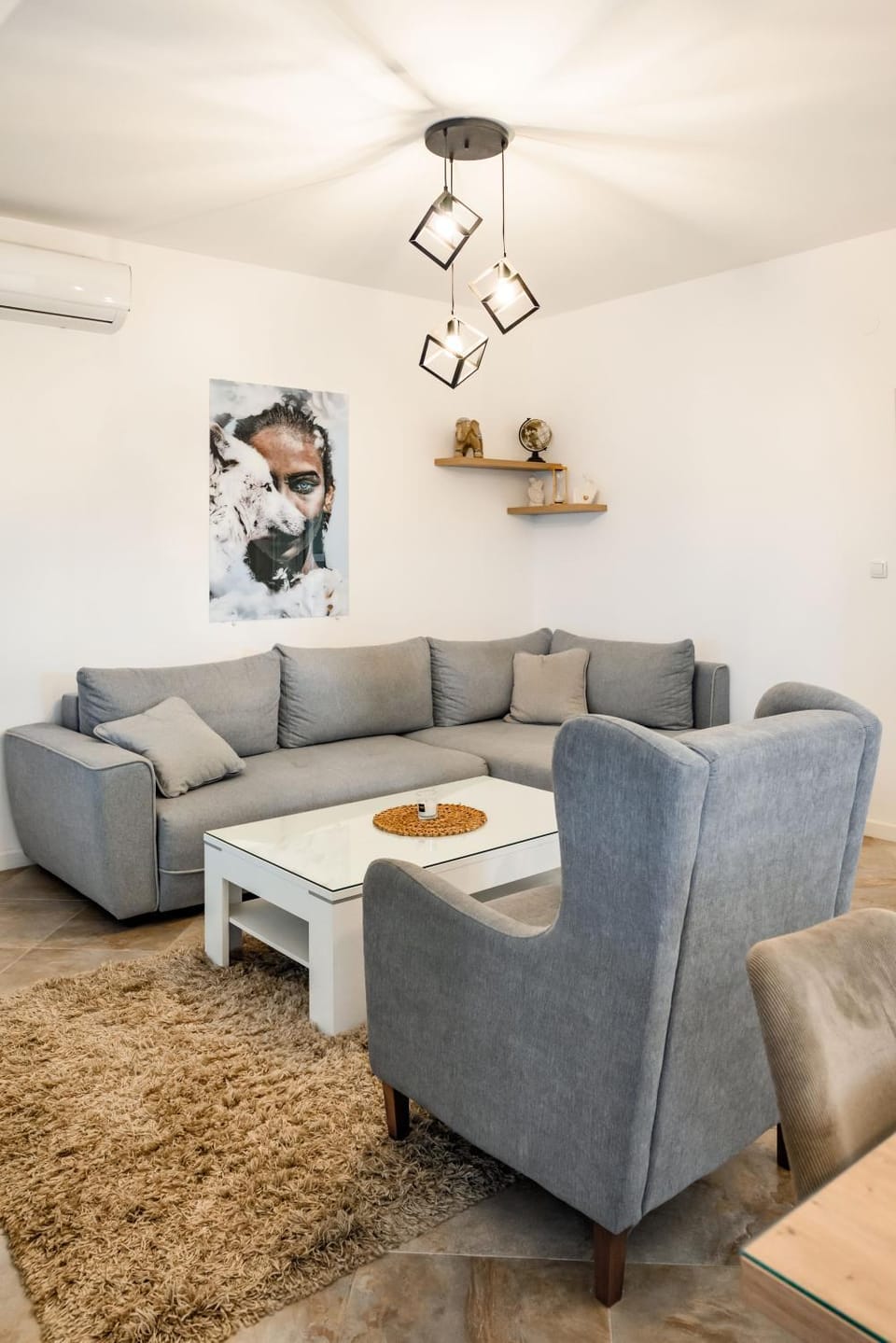 Living room, Seating area, fireplace