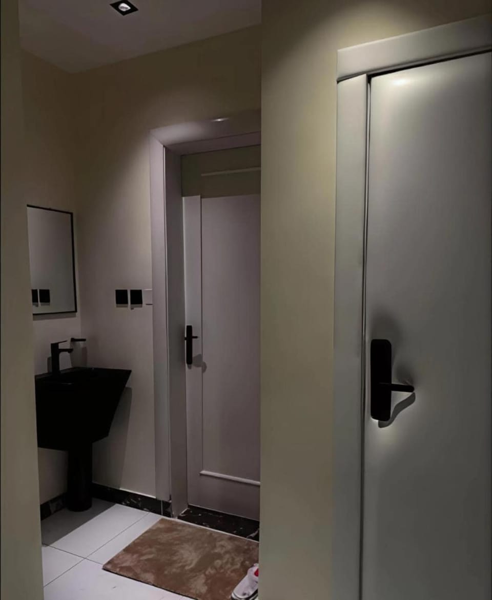 Modern Self Entry Apartment Al Malaga A9 Apartment in Riyadh