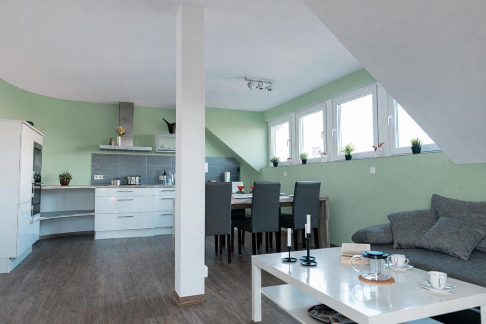 Kitchen or kitchenette, Living room, Seating area, stove