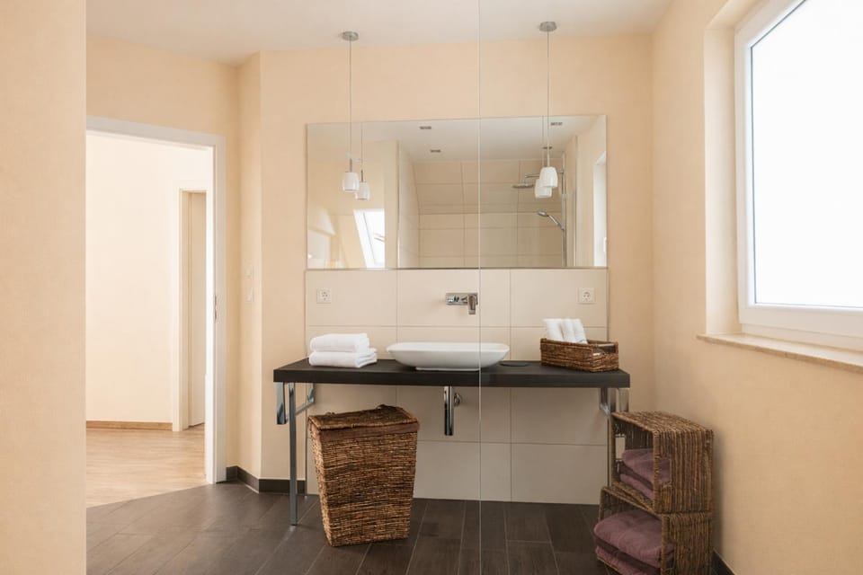 Bathroom, towels