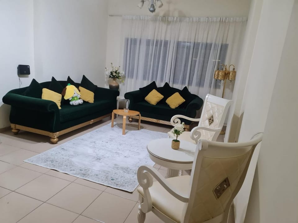 One bedroom with tow bed Apartment in Al Sharjah