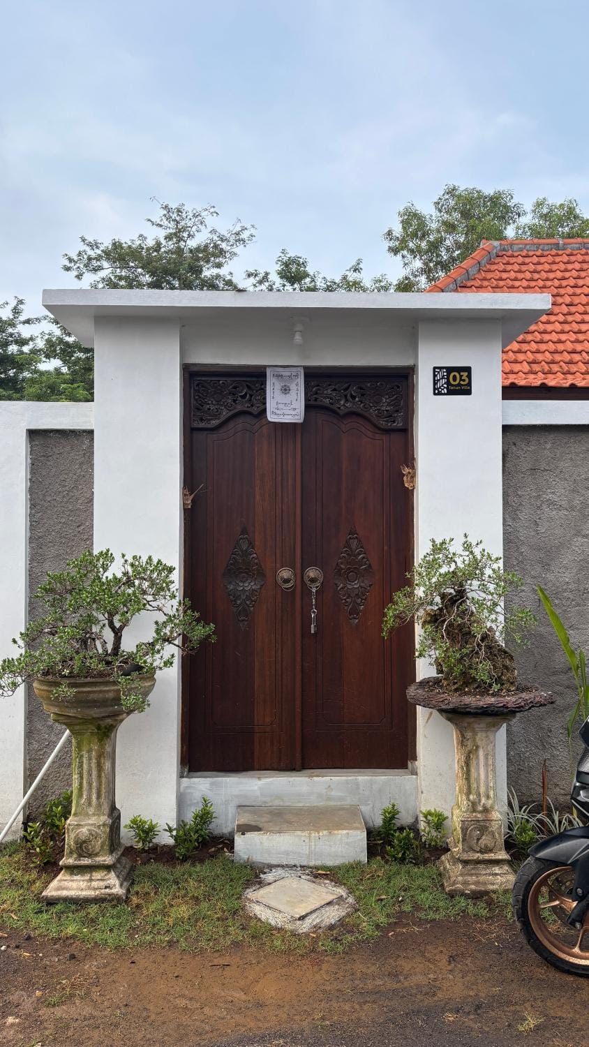 Tanun Homestay & Villa Bed and Breakfast in Bali